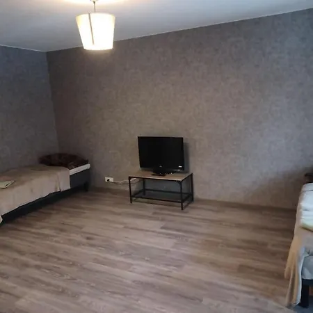 Asunto Tyoeporukalle Myllymaeki 25 With Free Parking Lahti